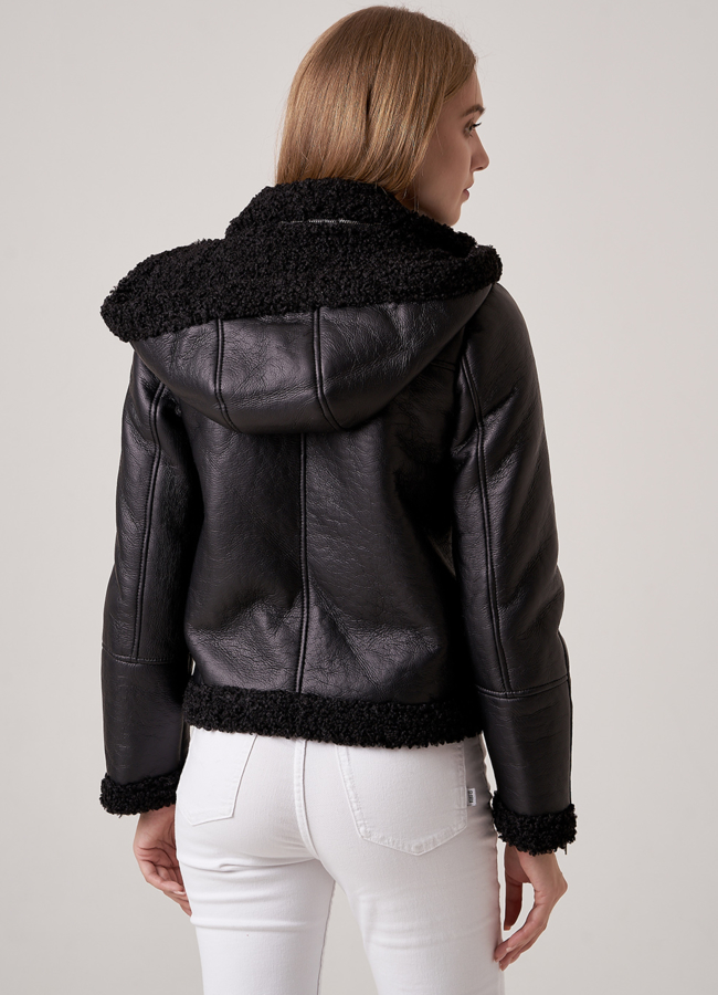 фото Дубленка из искусственного меха с капюшоном модель № 18807-1