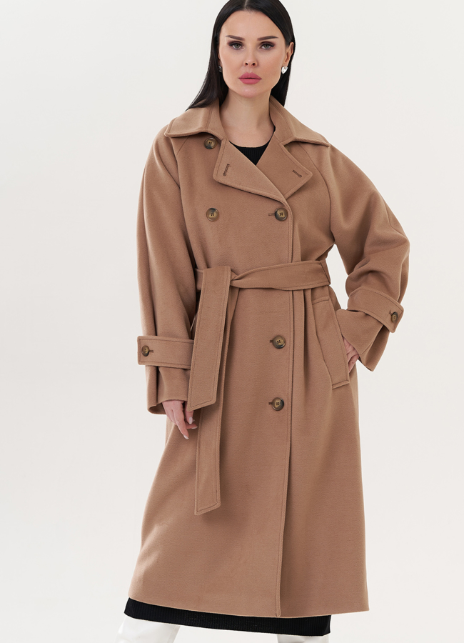 Женское пальто в цвете кэмел модель № 26423 меха малина