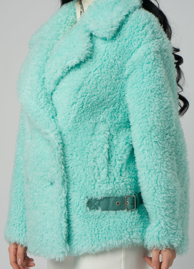 Куртка из эко меха в голубом цвете модель № 21997 универмаг малина
