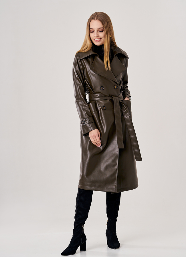 Плащ женский из эко кожи зеленого цвета модель № 5-0128/1-110 в рассрочку