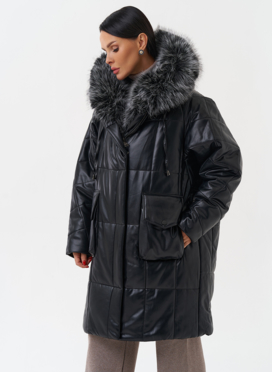 Пуховик из эко кожи с капюшоном из эко меха 