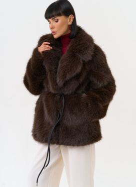 Женская шуба из эко меха с английским воротником Женская шуба из эко меха с английским воротником