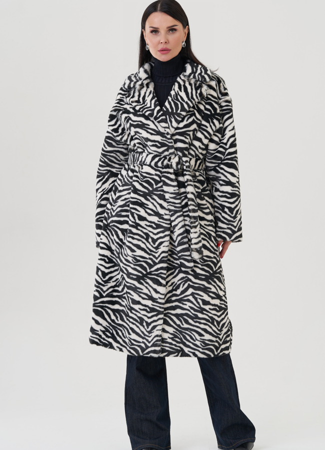 Пальто с английским воротником из эко меха модель № 24912 меха малина