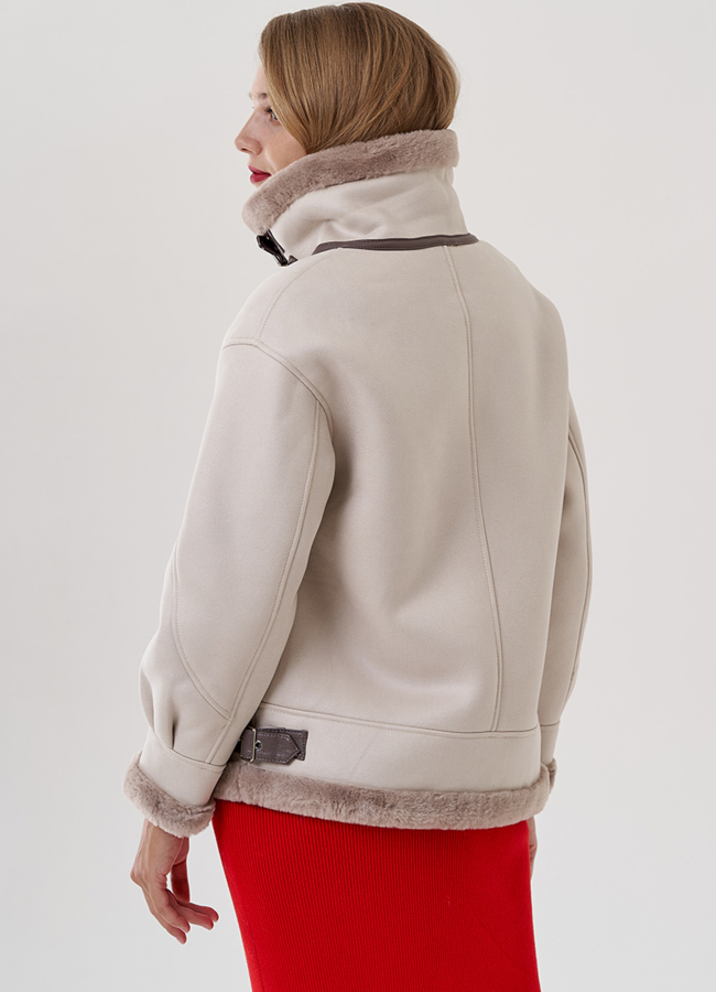 Женская дубленка в светло-бежевом цвете модель № 81226 универмаг малина