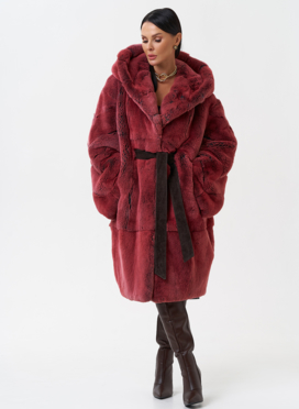 Шуба из меха кролика с капюшоном