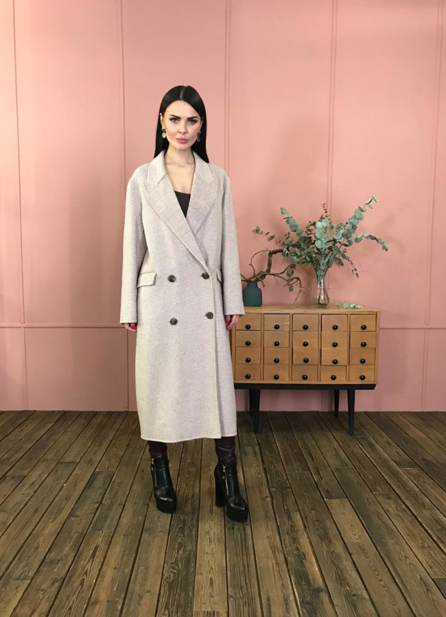 Пальто двубортное в клетку с английским воротником модель № 10839 в рассрочку