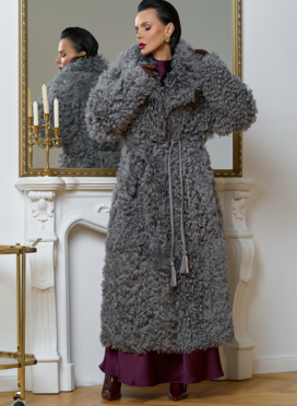 Женская двухсторонняя дубленка с английским воротником