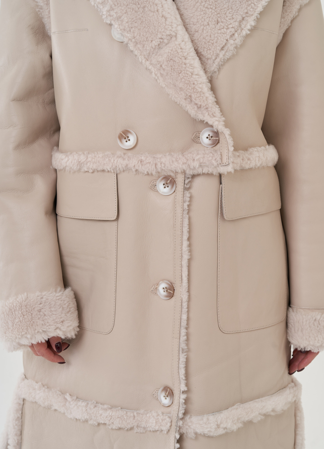 Женская дубленка с английским воротником  модель № 26045 универмаг малина