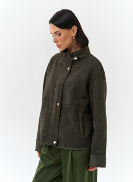 Женская дубленка из эко замши с воротником стойкой