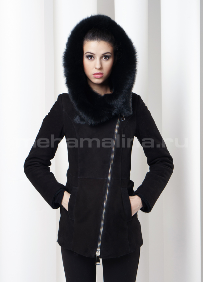 Дубленка с капюшоном укороченная модель № D-104 меха малина