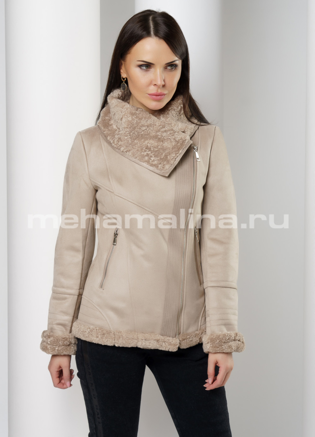 Укороченная дубленка бежевого цвета на молнии модель № 9180 меха малина