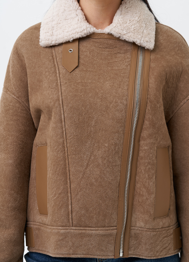 Женская натуральная дубленка модель № 29071 универмаг малина