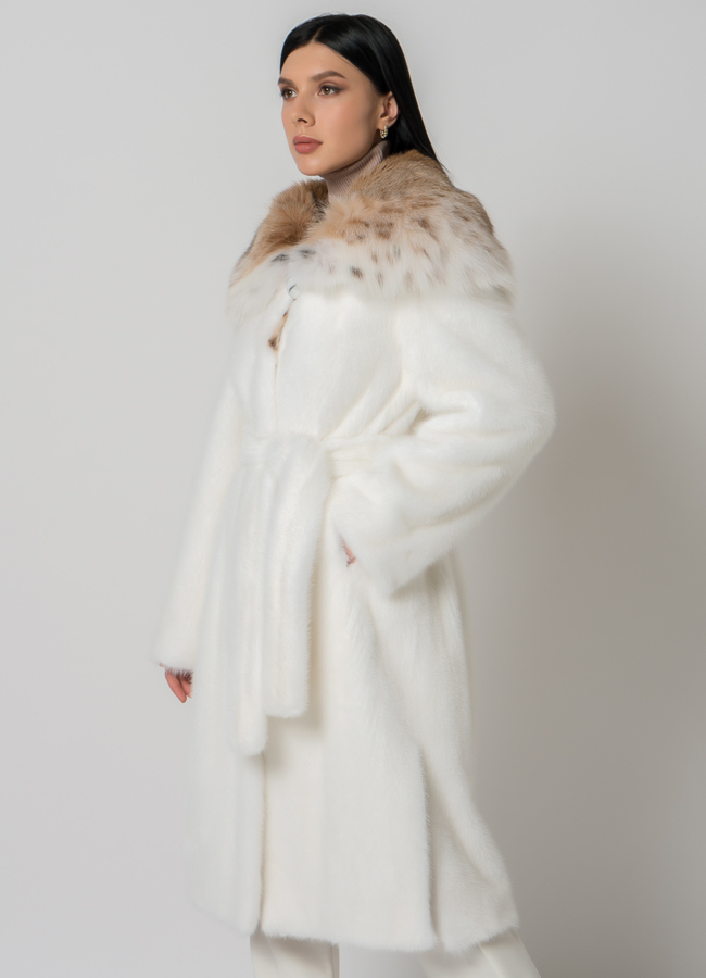 Белая норковая шуба с рысью модель № 1402 универмаг малина
