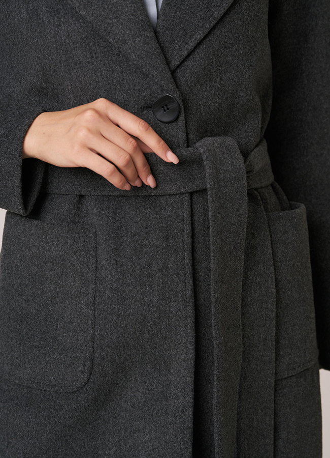 Пальто серого цвета с английским воротником модель № 7755 в рассрочку