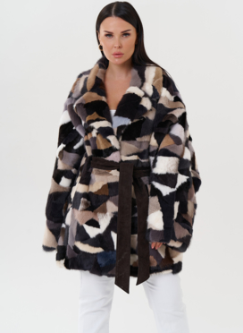 Шуба из меха норки с английским воротником