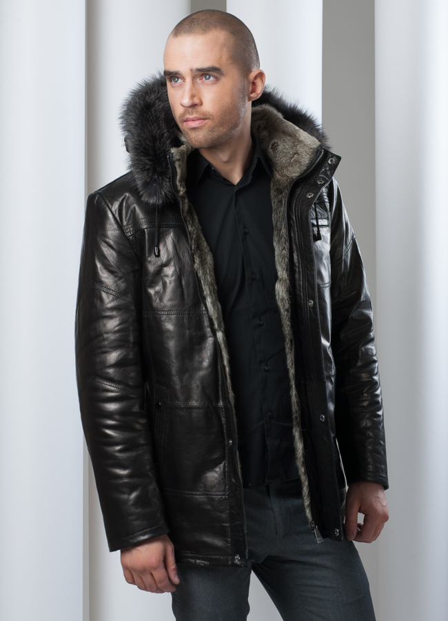 фото Дубленка на волке с капюшоном модель № DM-59