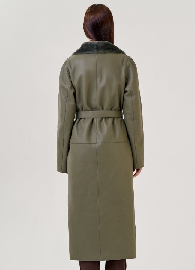 Женская дубленка с английским воротником  модель № 23249 универмаг малина Женская дубленка с английским воротником  модель № 23249 универмаг малина