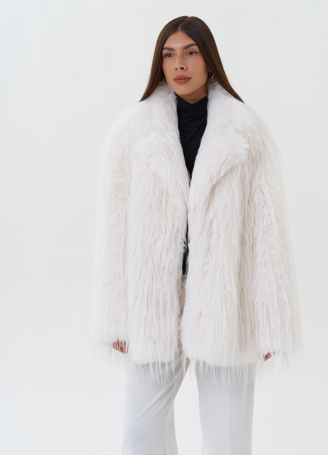 Укороченная шуба из эко страуса модель № 26943 универмаг малина