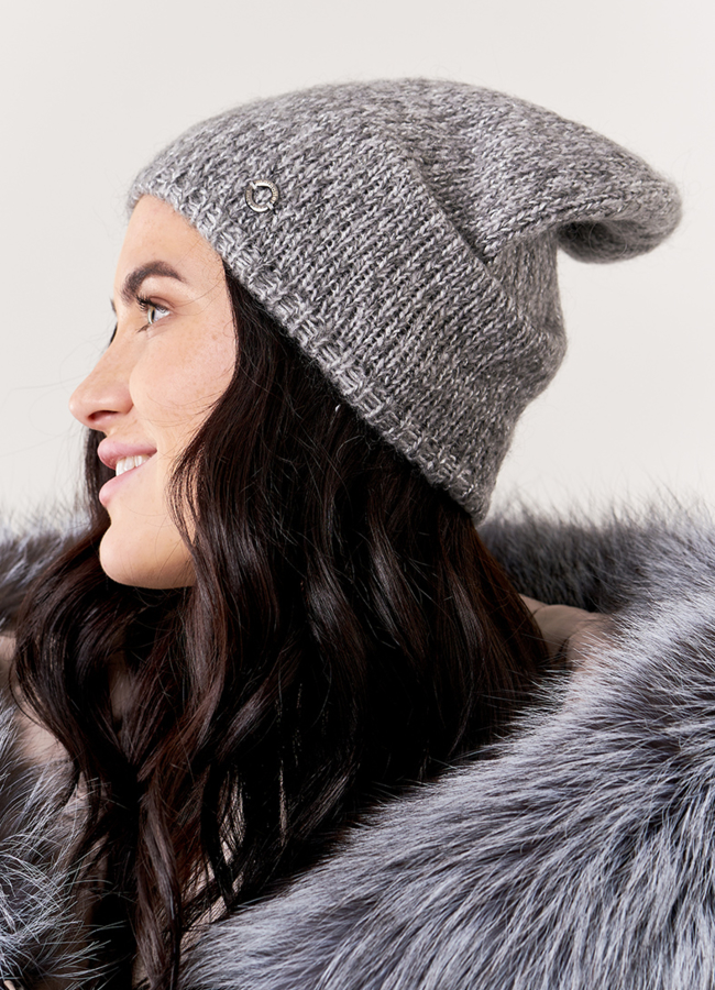 Женская шапка модель № 10885 в рассрочку
