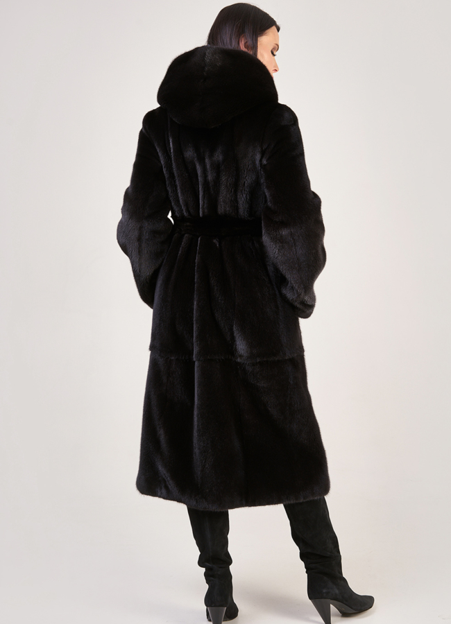 фото Шуба из норки nafa черного цвета, прямого силуэта на поясе модель № S-843