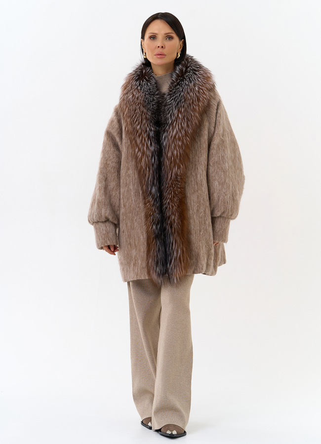 Женский удлиненный пуховик с отделкой из меха чернобурки модель № 31846 в рассрочку