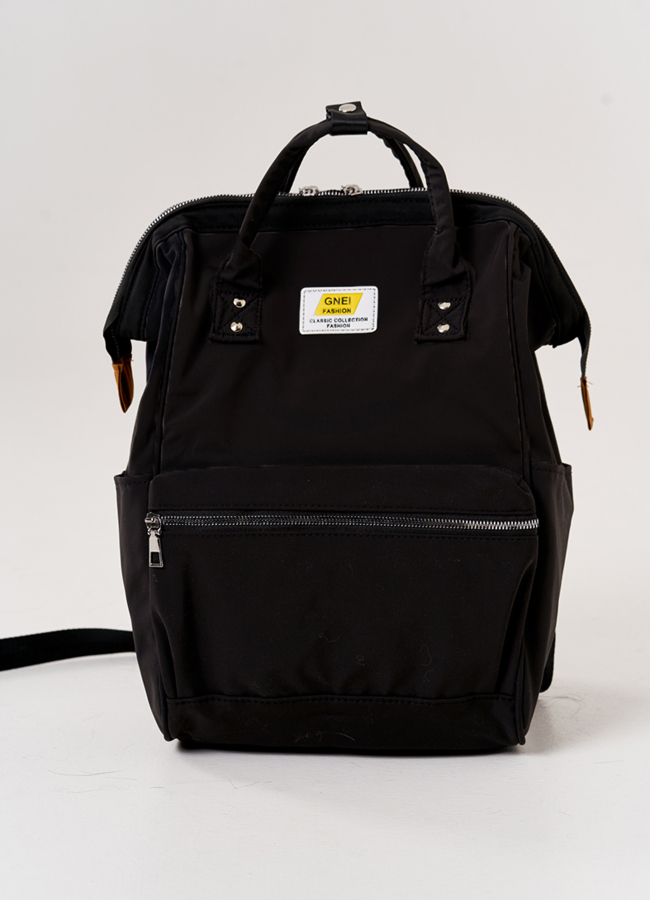 Рюкзак женский черного цвета модель № 3301 меха малина