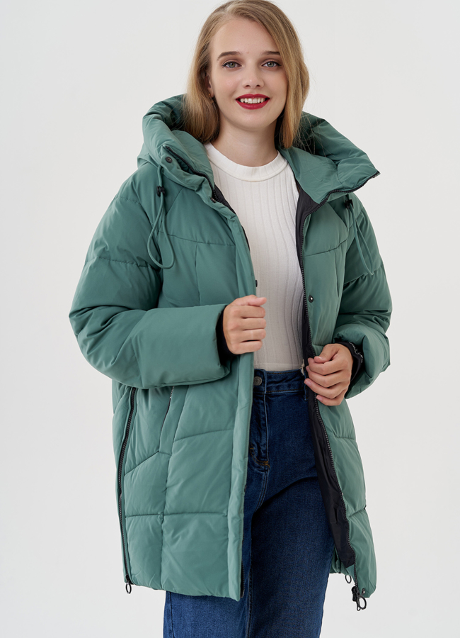 Женское полупальто пуховик в зеленом цвете модель № 81348 в кредит
