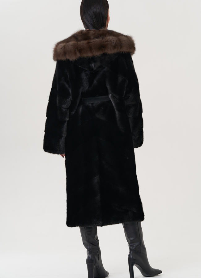 Шуба из норки с капюшоном  из куницы  модель № 25808 универмаг малина