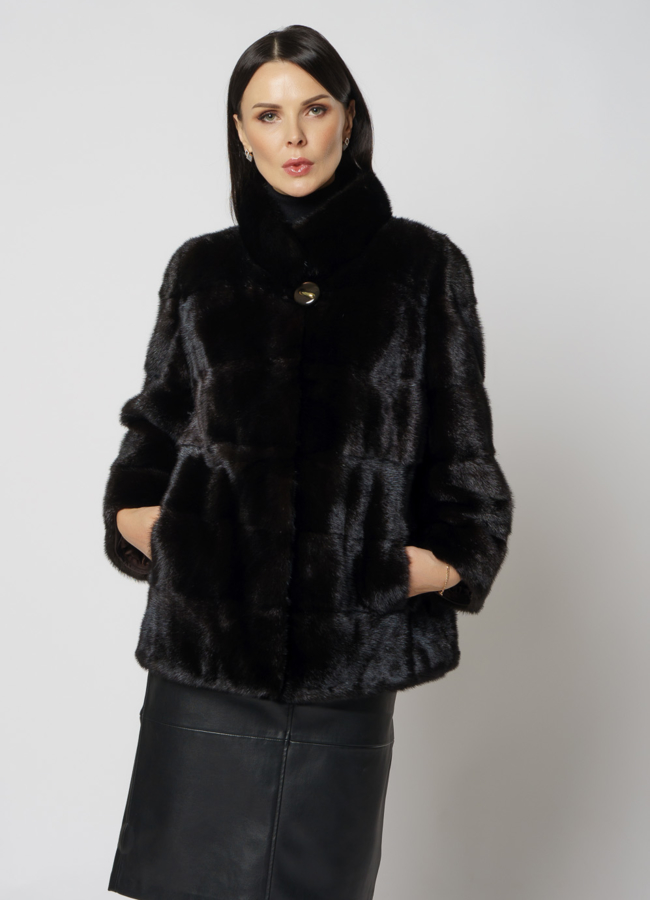 Укороченная норковая шуба с воротником стойкой модель № S-809 меха малина