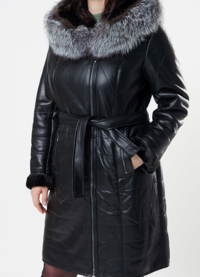 Дубленка из эко кожи черного цвета с капюшоном и отделкой из чернобурки модель № 16608 универмаг малина