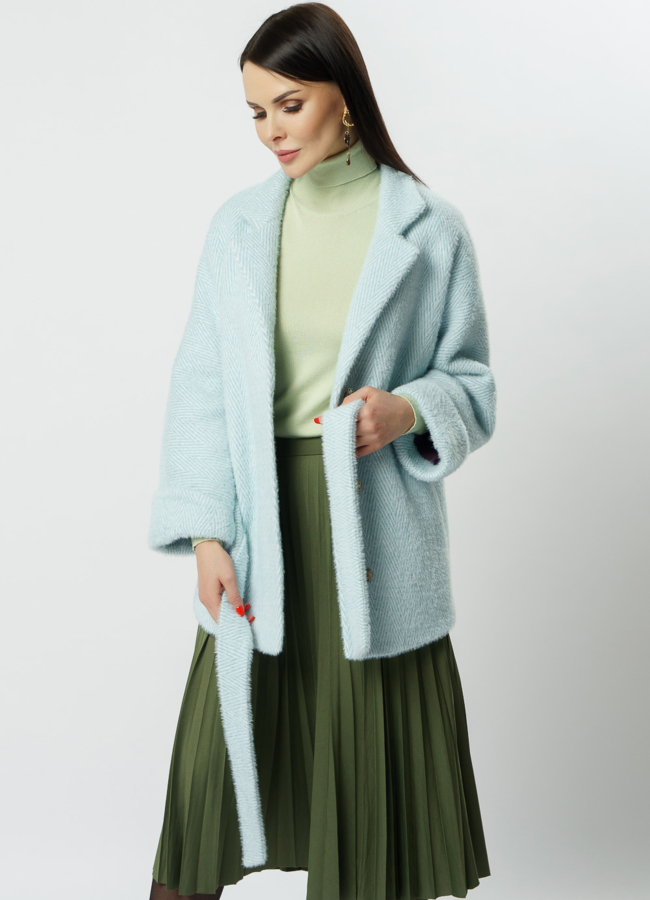 Пальто женское модель № 044 меха малина