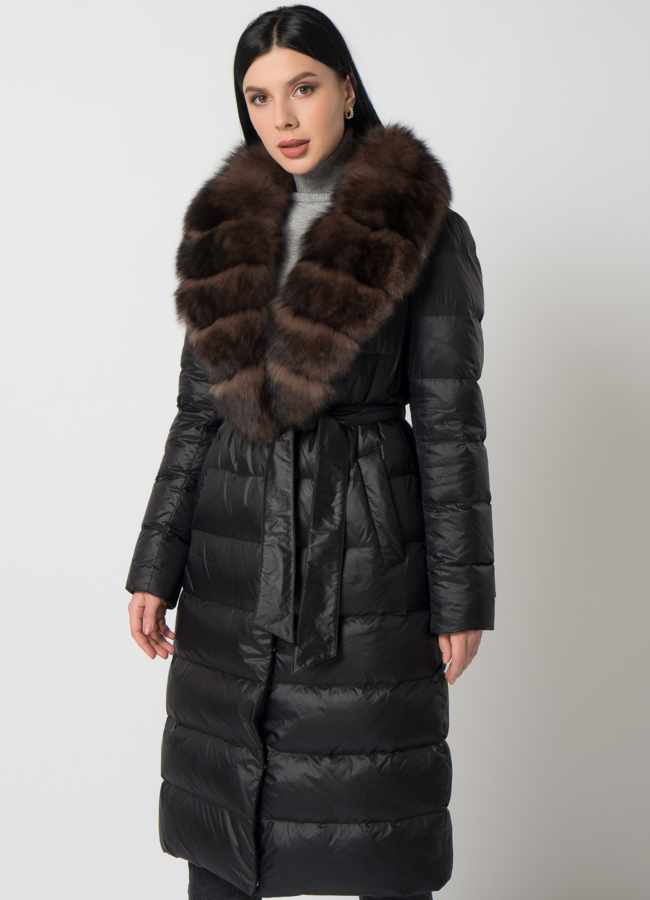 Пуховик с английским воротником из песца модель № 2191 меха малина