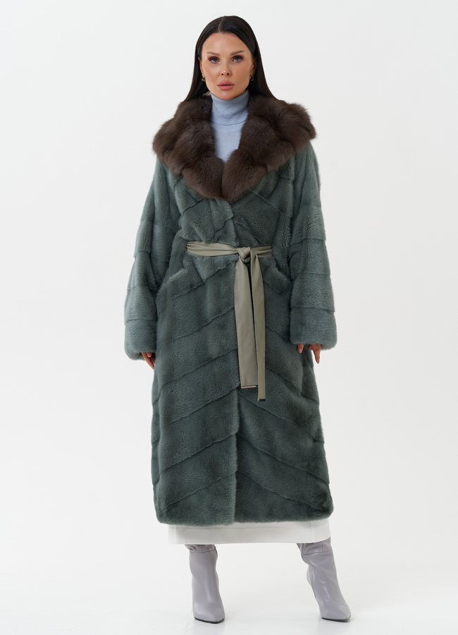 Норковая шуба с капюшоном из меха куницы модель № 27848 универмаг малина