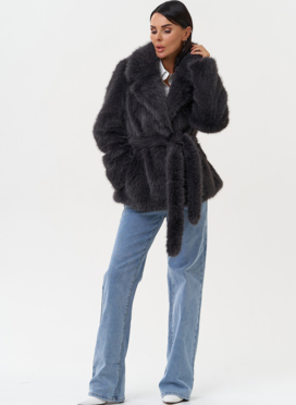 Женская шуба из эко меха с английским воротником