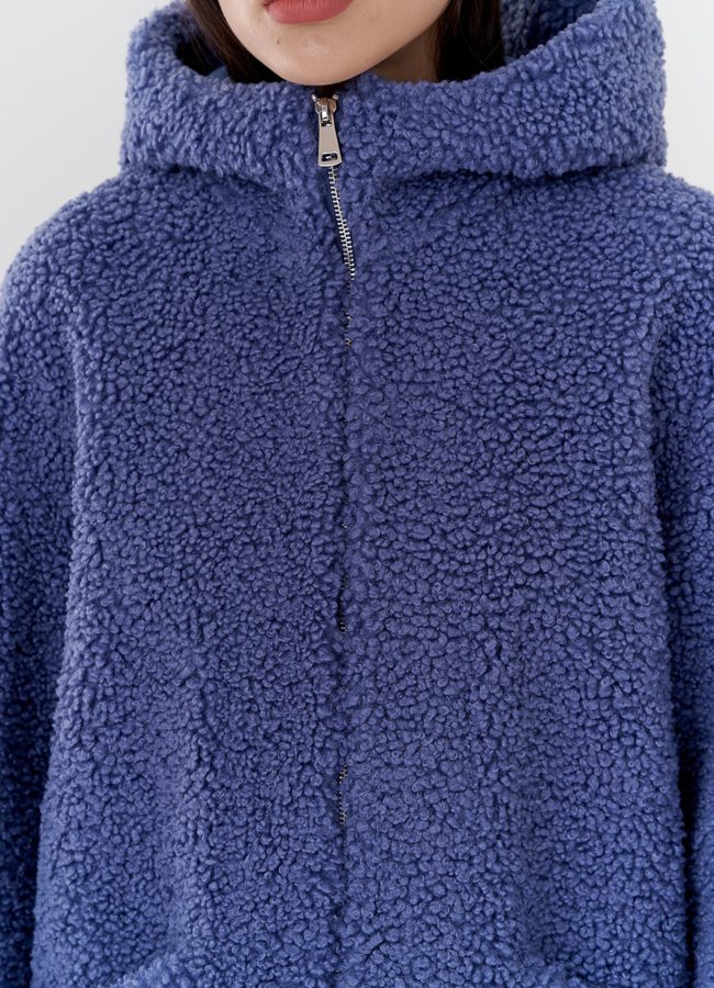 Женская куртка из искусственного меха в синем цвете модель № 24324 универмаг малина