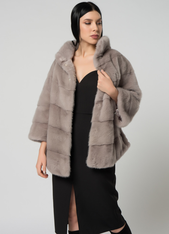 Светлая короткая шуба из норки модель № 1502 универмаг малина