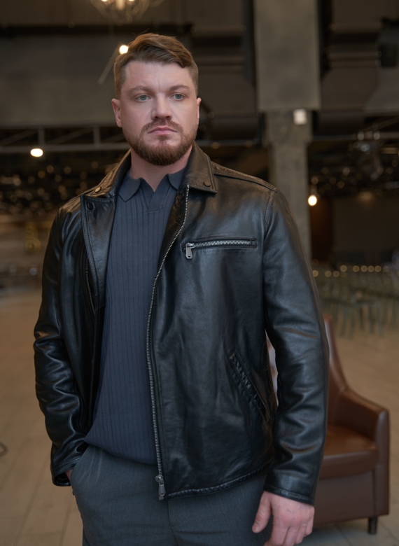 Мужская кожаная куртка 
