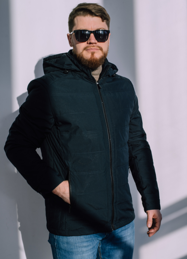 Мужская  утепленная куртка с капюшоном  модель № 22418 в кредит