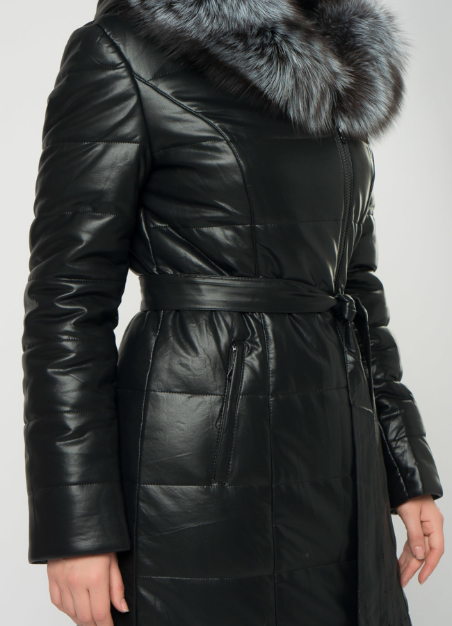 Длинный пуховик из эко кожи с мехом модель № 63676 универмаг малина