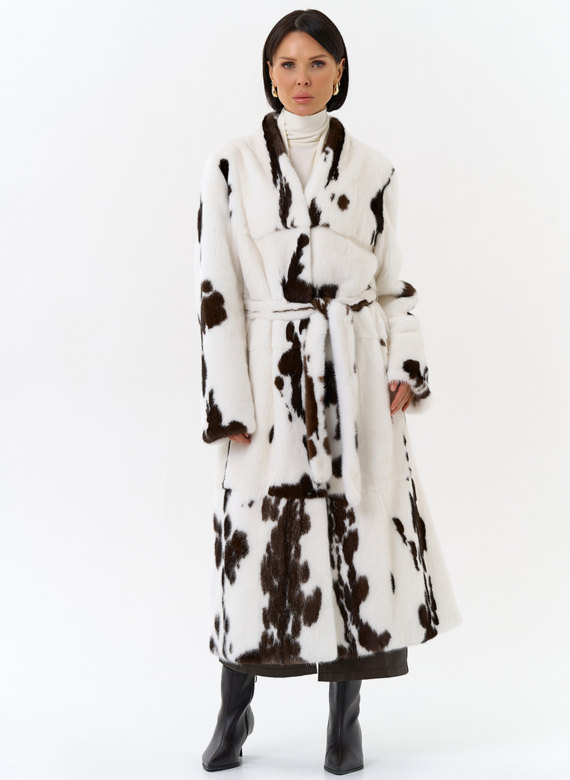 Шуба из меха норки в расцветке 