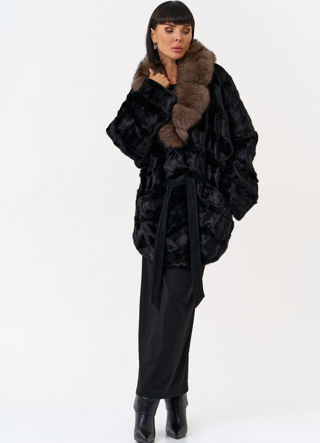 Женская шуба из меха норки  воротником из меха песца модель № 31486 универмаг малина Женская шуба из меха норки  воротником из меха песца модель № 31486 универмаг малина