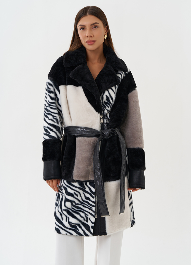 Шуба из эко меха с принтом модель № 28560 в рассрочку