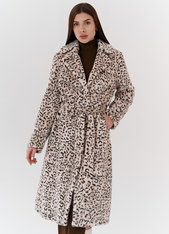 Женское пальто в бежевом цвете с анималистическим принтом модель № 24115 меха малина