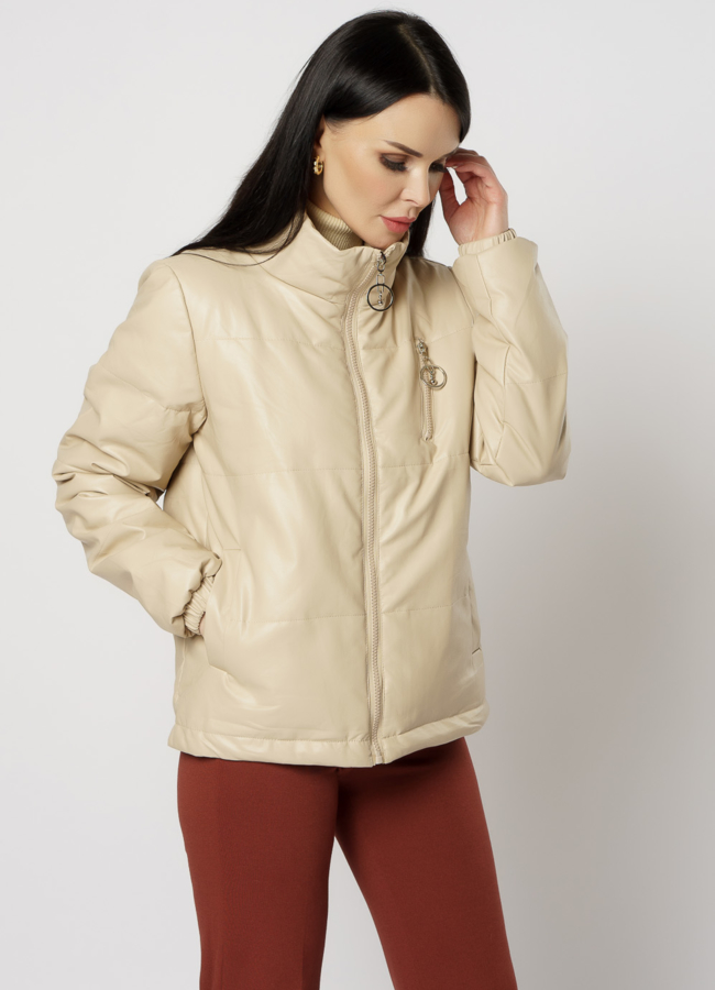 Утепленная куртка из эко кожи бежевого цвета модель № 5030 в кредит