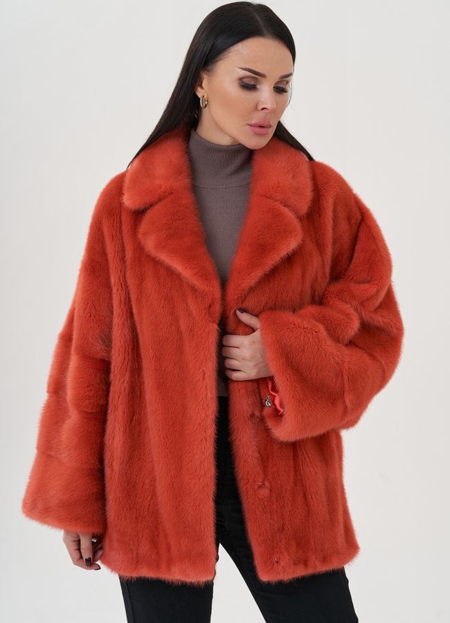 Шуба из норки с английским воротником  модель № 81023 меха малина