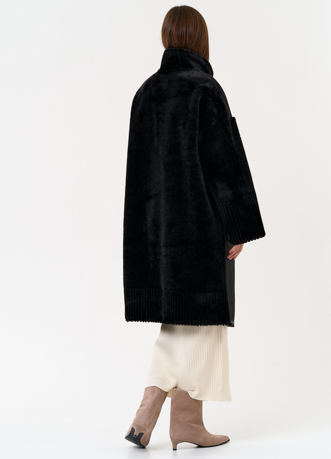 Женская двухсторонняя дубленка из эко замши с воротником стойкой модель № 31412 в кредит Женская двухсторонняя дубленка из эко замши с воротником стойкой модель № 31412 в кредит