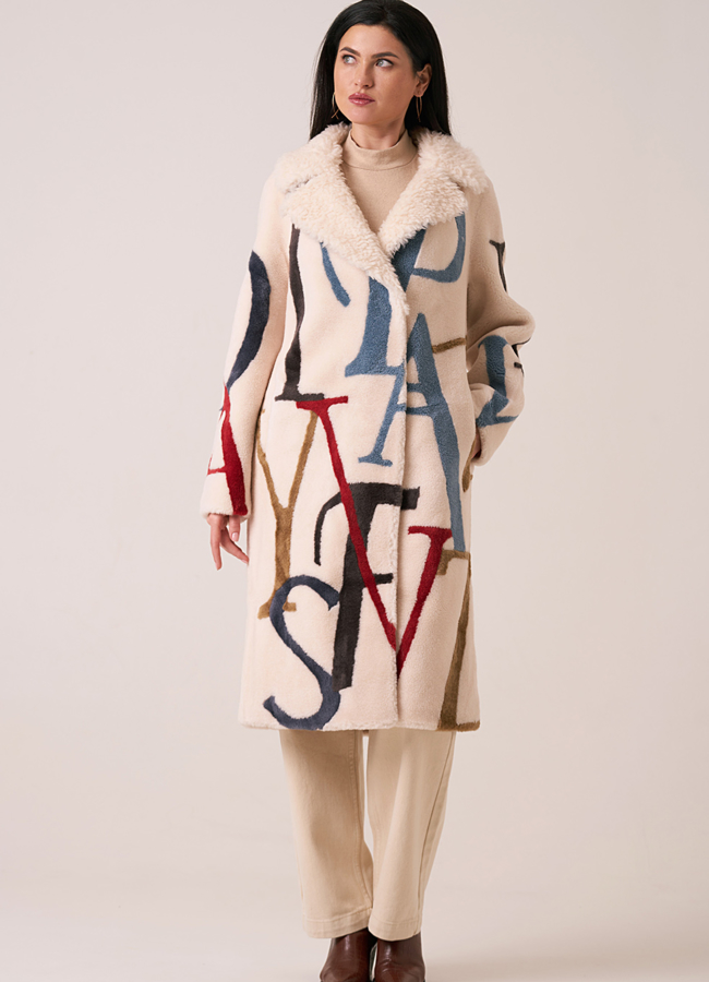 Светлая шуба из эко меха модель № 88659 универмаг малина