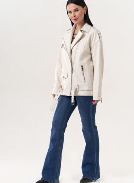 Светлая куртка 