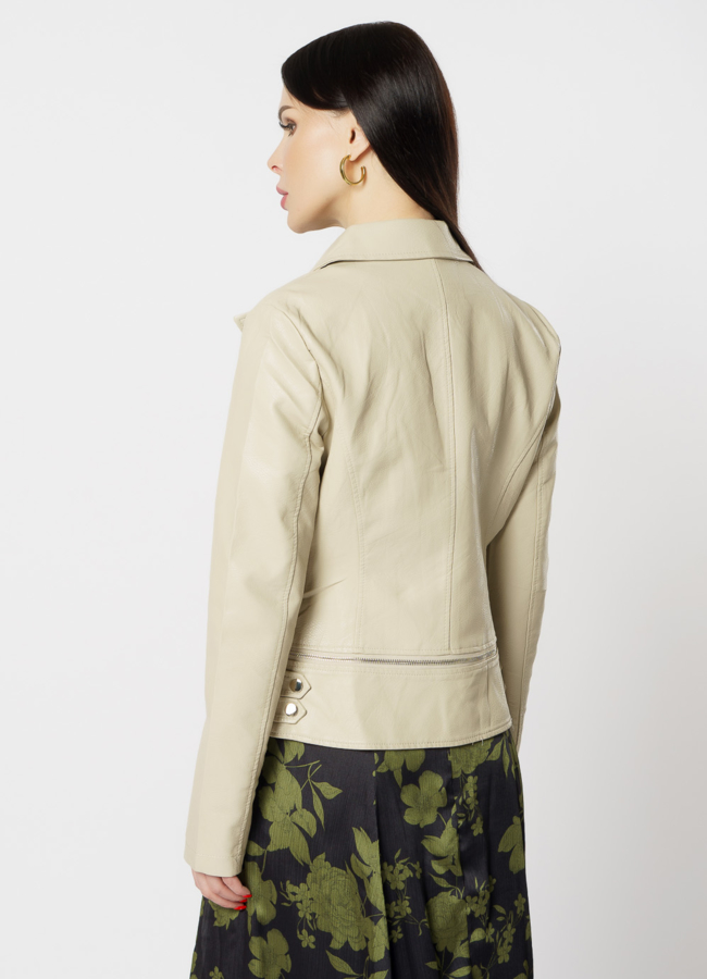 Куртка из эко кожи бежевого цвета модель № 20629 универмаг малина