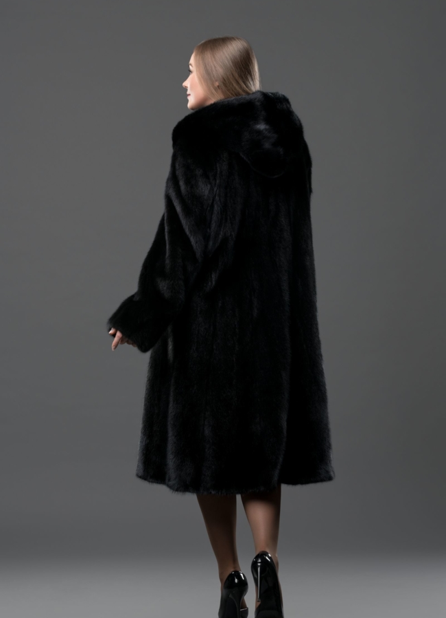 Классическая шуба из норки с капюшоном модель № S-772 в рассрочку